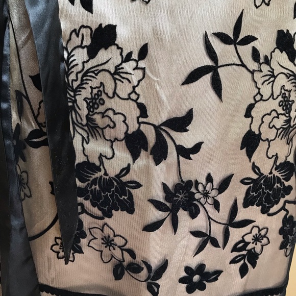 Heart Soul Floral Skirt - Picture 3 of 10